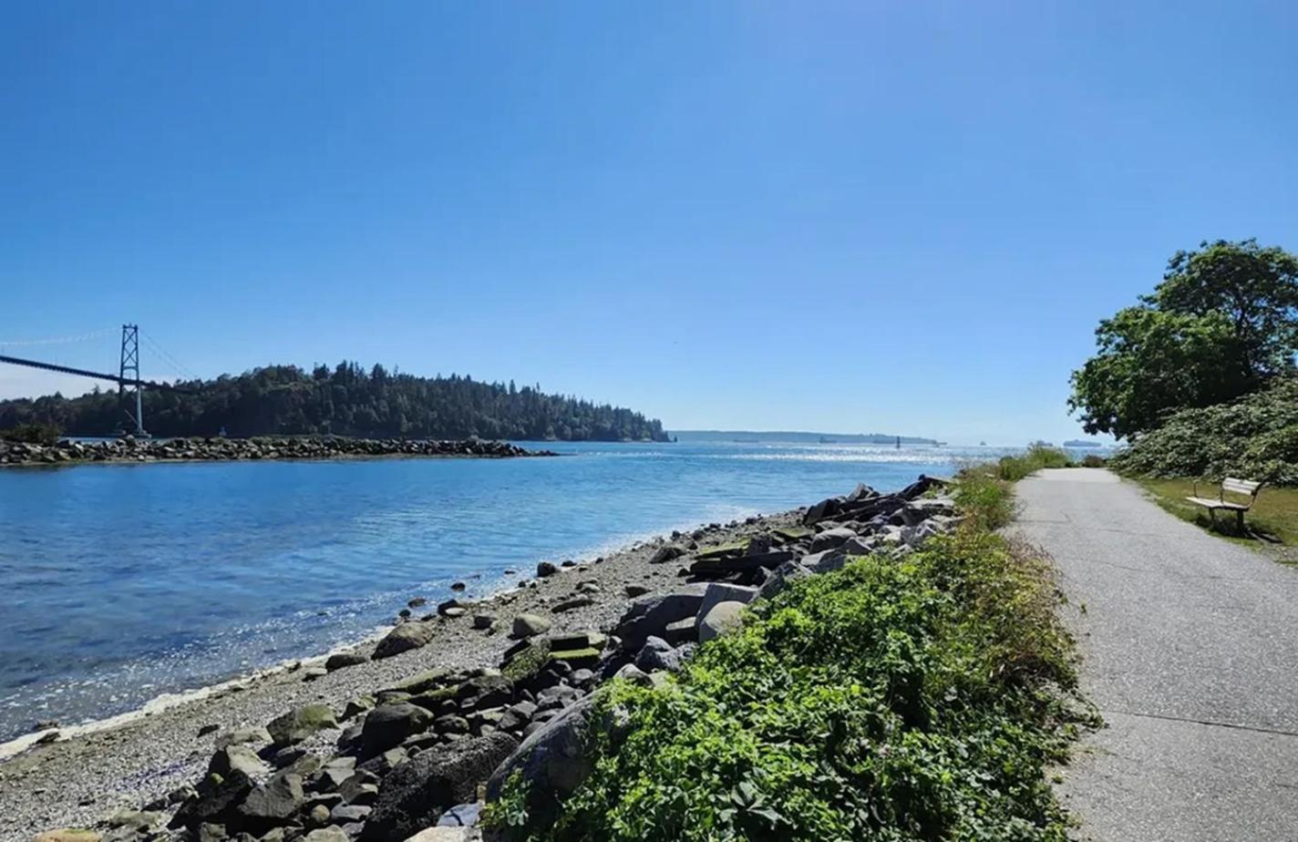 F Homestay-Vancouver Ca West Vancouver Eksteriør billede